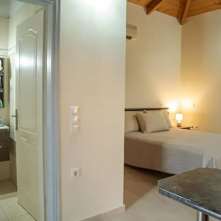 호텔 Odysseas With Private Pool, Close To Tsilivi