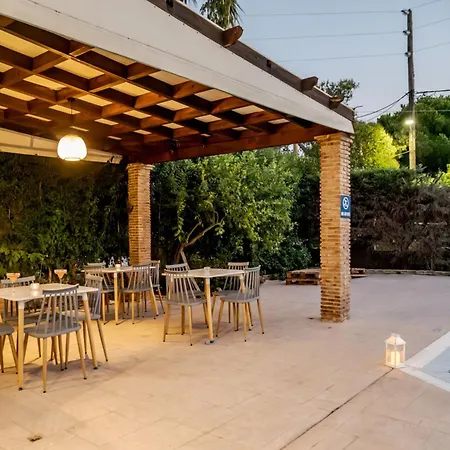 Odysseas With Private Pool, Close To Tsilivi 호텔 *