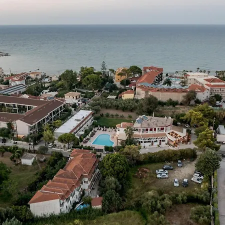 Odysseas With Private Pool, Close To Tsilivi Plános