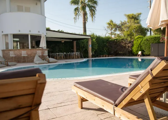 Odysseas With Private Pool, Close To Tsilivi Hotell Plános