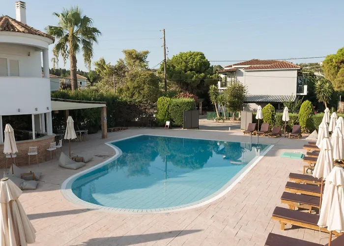 Odysseas With Private Pool, Close To Tsilivi * Plános