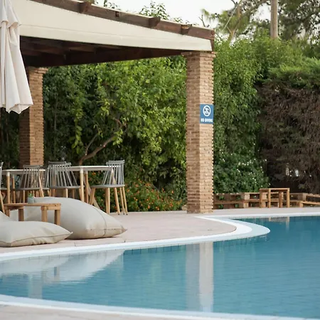 Odysseas With Private Pool, Close To Tsilivi * Plános