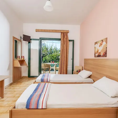 Odysseas With Private Pool, Close To Tsilivi *